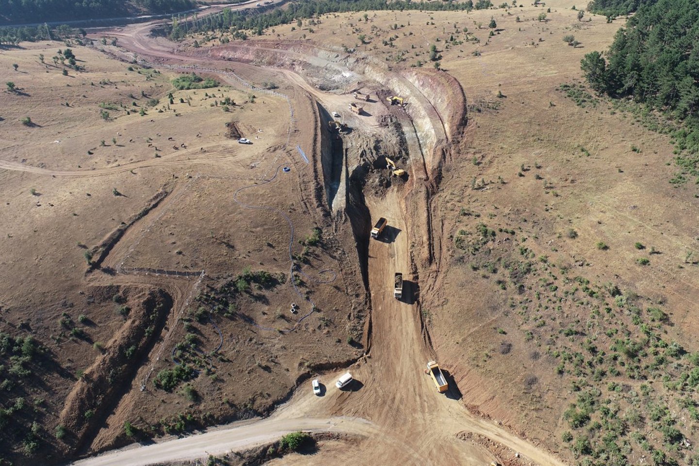 Kütahya Tavşanlı Altın Madeni Dekapaj İşleri ve Ulaşım Yolu Deplasesi